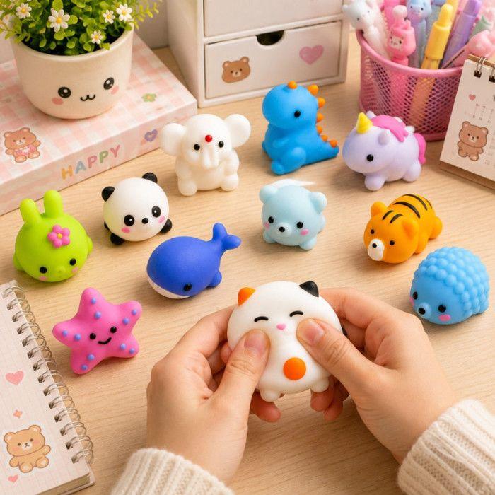 Pack de 12 Mini Squishy Animaux Kawaii 4 à 5 cm – Jouets Anti-Stress à Presser, Malaxer, 12 Modèles Assortis, Jouets Sensoriels