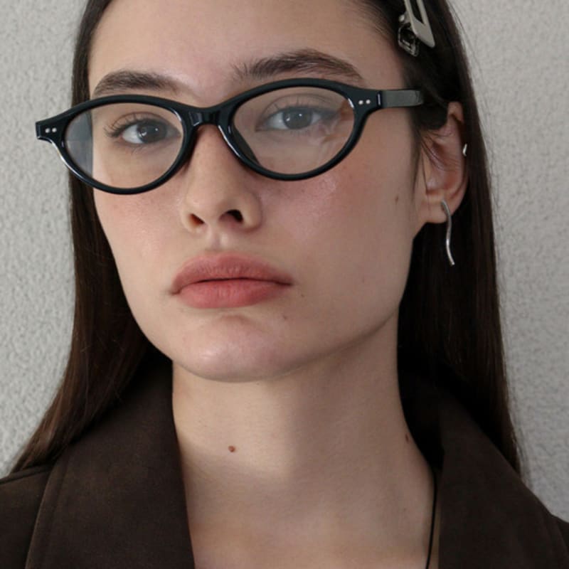 

One Brilliant Salma-OB572-Black single type