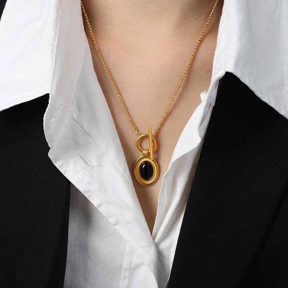 Exquisite Agate Pendant OT Clasp Necklace & Personalized Titanium Steel 18k Gold Ring Set