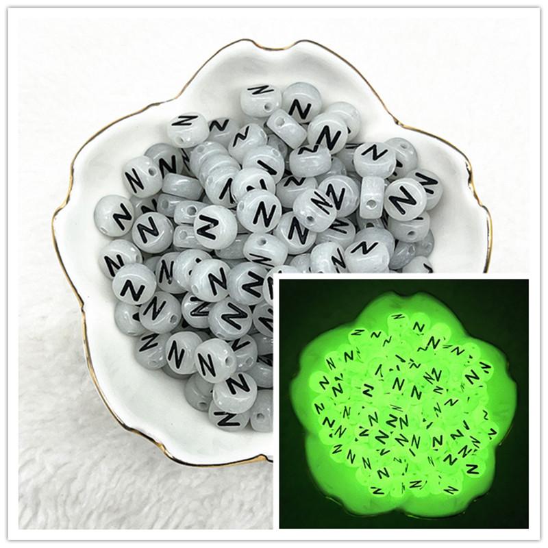 100 Stück 7x4mm A-Z Leuchtende Perlen Buchstabenperlen Acryl Abstandshalter Perlen Für Schmuckherstellung DIY Anhänger Armband