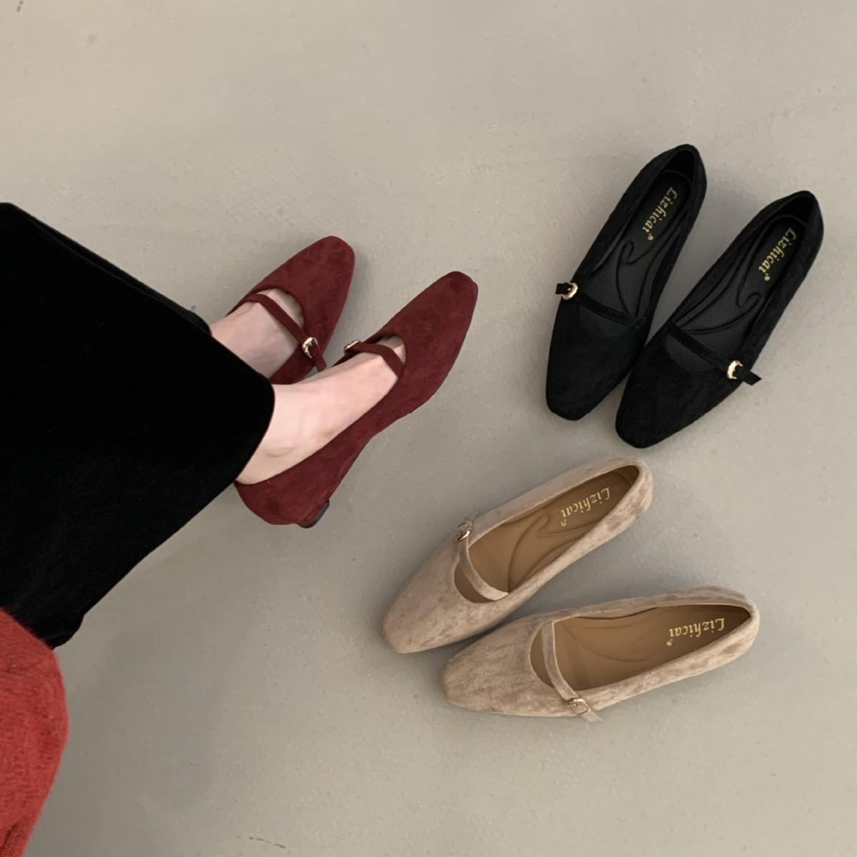 

2025 новая осенняя замшевая обувь с круглым носком, внешним наклонным каблуком, замшевым словом, универсальная нишевая, вечерний бриз, с мелким вырезом, женские туфли-лодочки 39 хаки