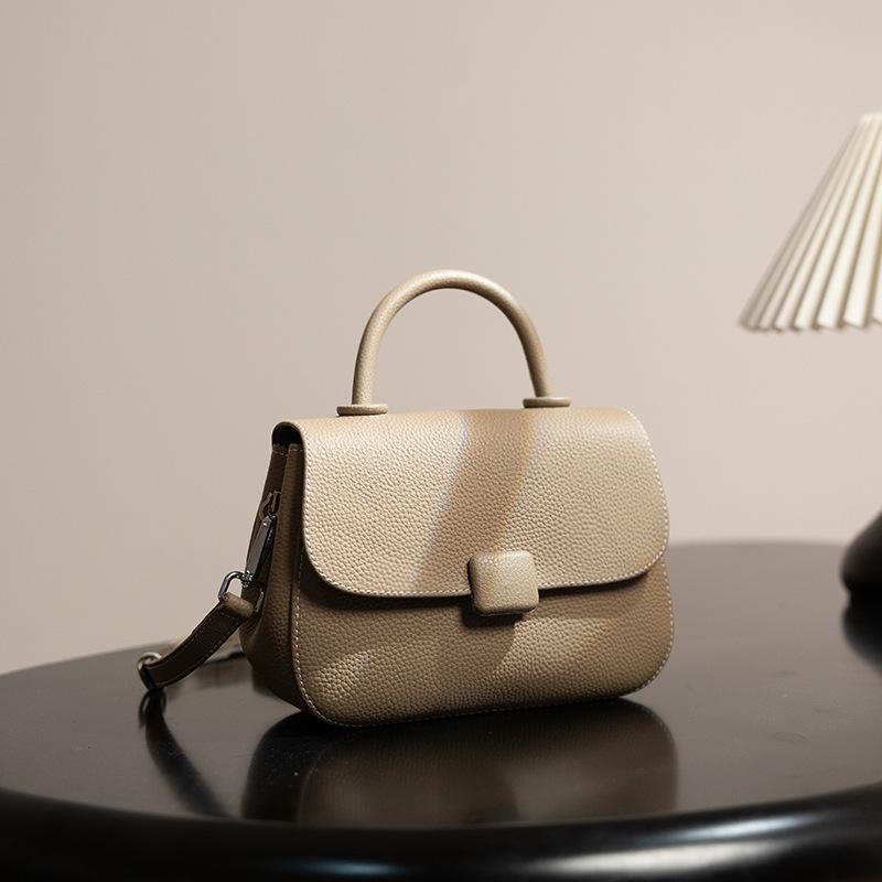 

Сумка-тоут 2025 лето новая сумка-мессенджер кожаная женская сумка высококлассная сумка на плечо сумка-седло багаж хаки