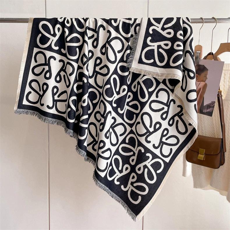 Women's High-Quality Wool Cashmere Scarf: Thick, Warm, Tassel Shawl for Autumn and Winter