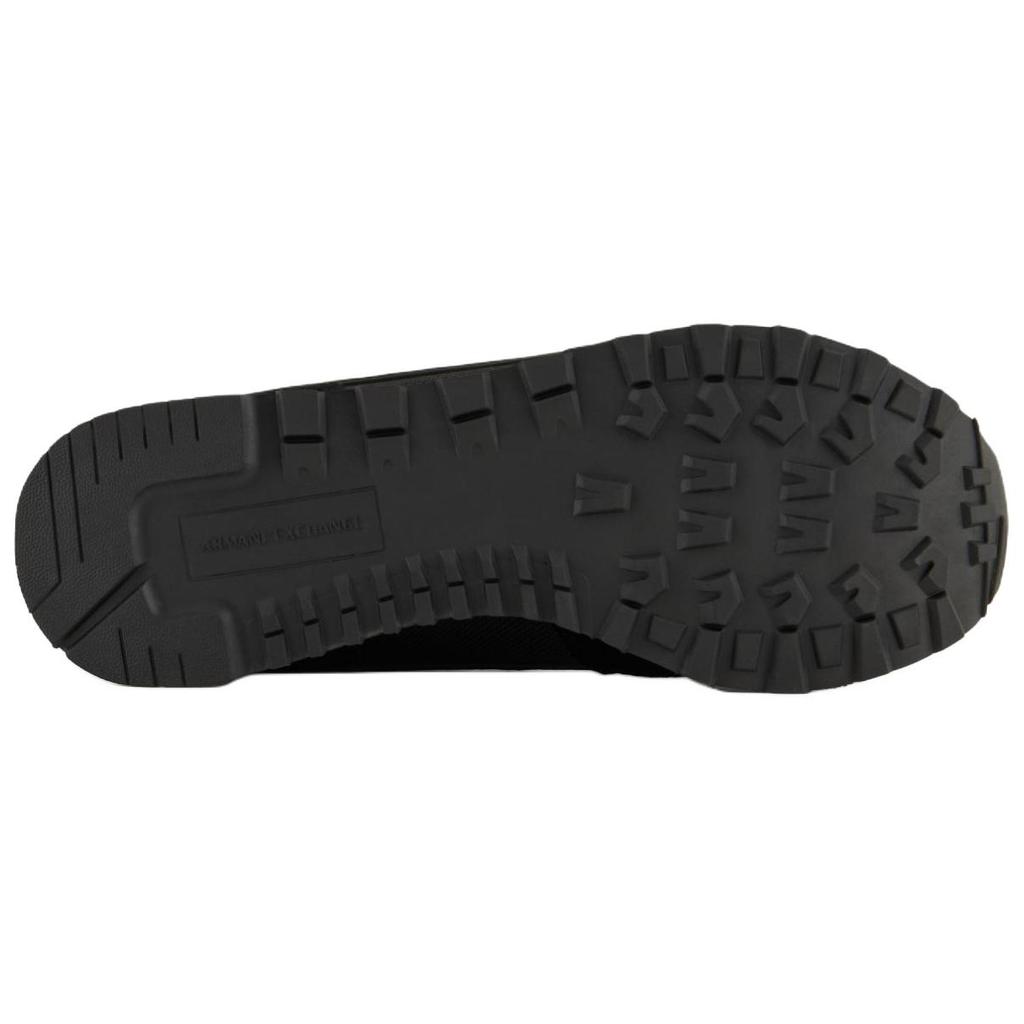 Armani Exchange Leather Lace-Up Round Toe Low-Top Sneakers Men sneakers Black XUX083XV2631K001