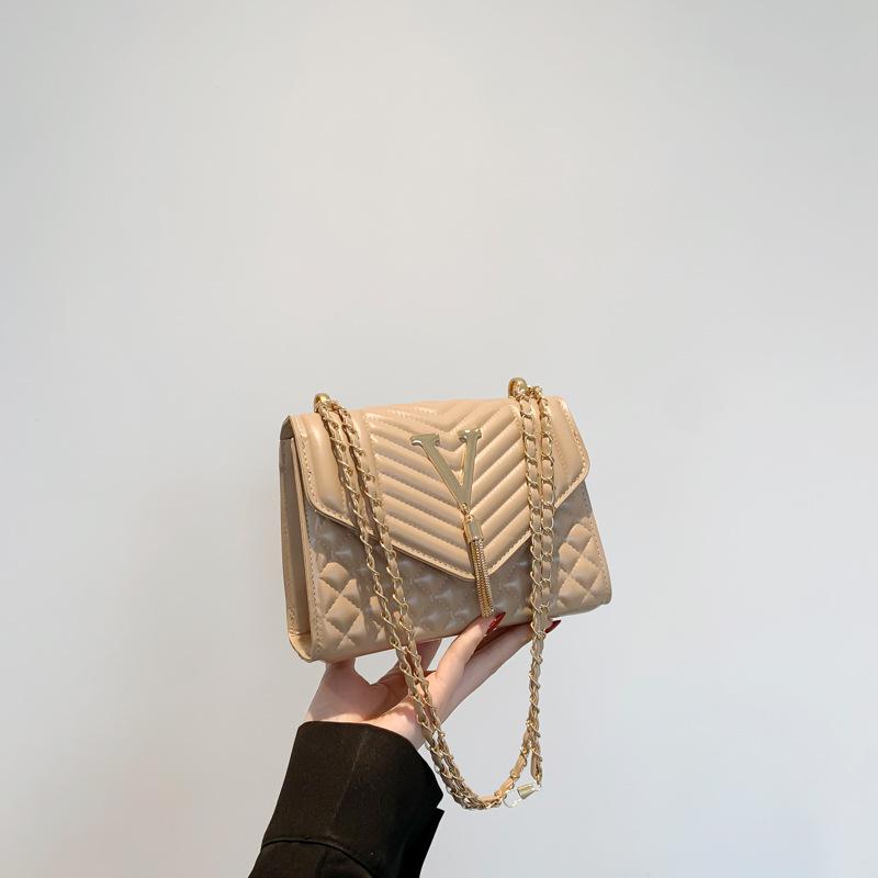 

Тренд 2024 року, нова мода весна, повсякденна сумка через плече, модна модна сумка через плече, повсякденна ретро маленька квадратна сумка для жінок хакі