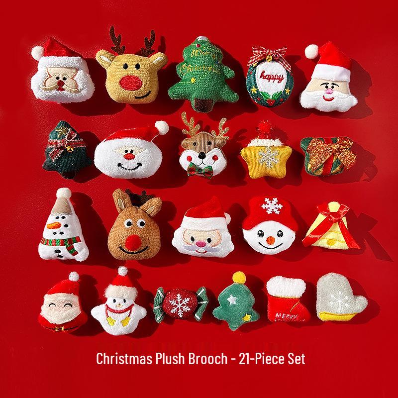 Women’s Cute Christmas Plush Doll Brooch - Festive Pin for Sweaters, Scarves, or Bags