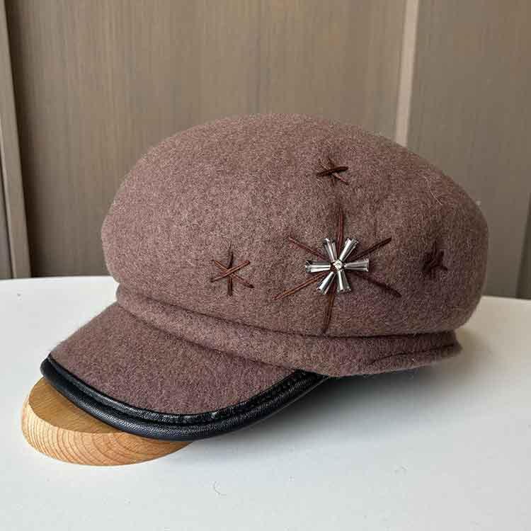 European and American Temperament Woolen Top Hat Hand-stitched Flower Star Anise Newsboy Hat Women's Autumn and Winter Knitted Bud Hat Tide