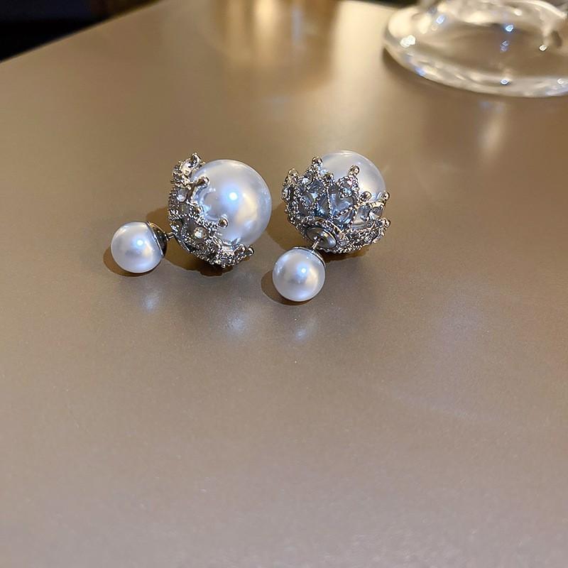 Real gold electroplated silver needle diamond set pearl earrings French retro light luxury stud earrings fashion temperament simple earrings