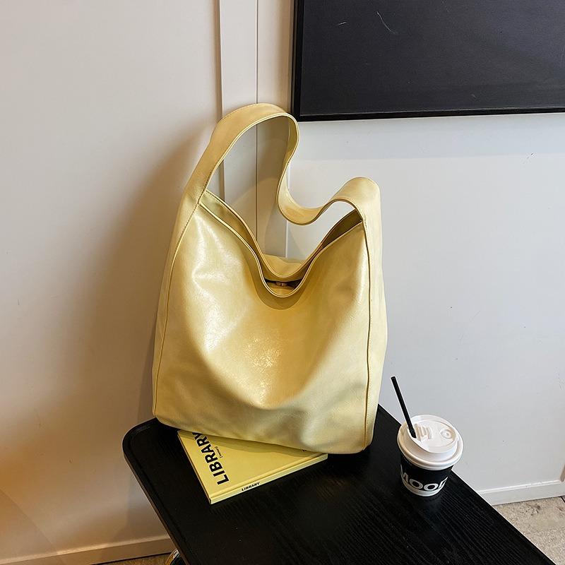 New Large-capacity Women's Bag Bag Women's Commuter Small Fresh Casual Fashion Tote Bag