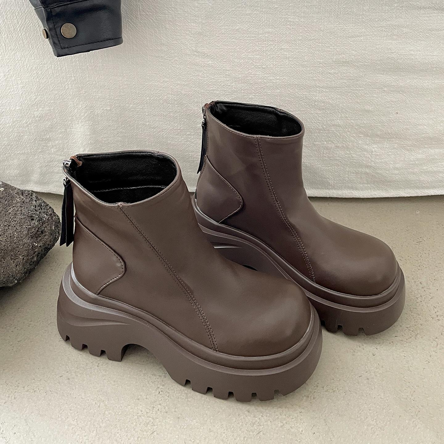 

Коричневые британские универсальные толстые туфли на высоком каблуке на платформе ботинки Мартин женские лето 2025 новые ботильоны с увеличением роста под юбку 39 коричневый