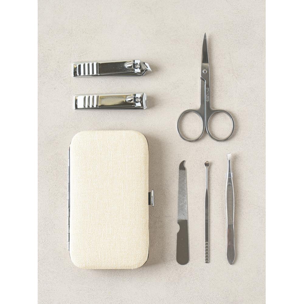 Daiso 6 Piece Nail Care Set