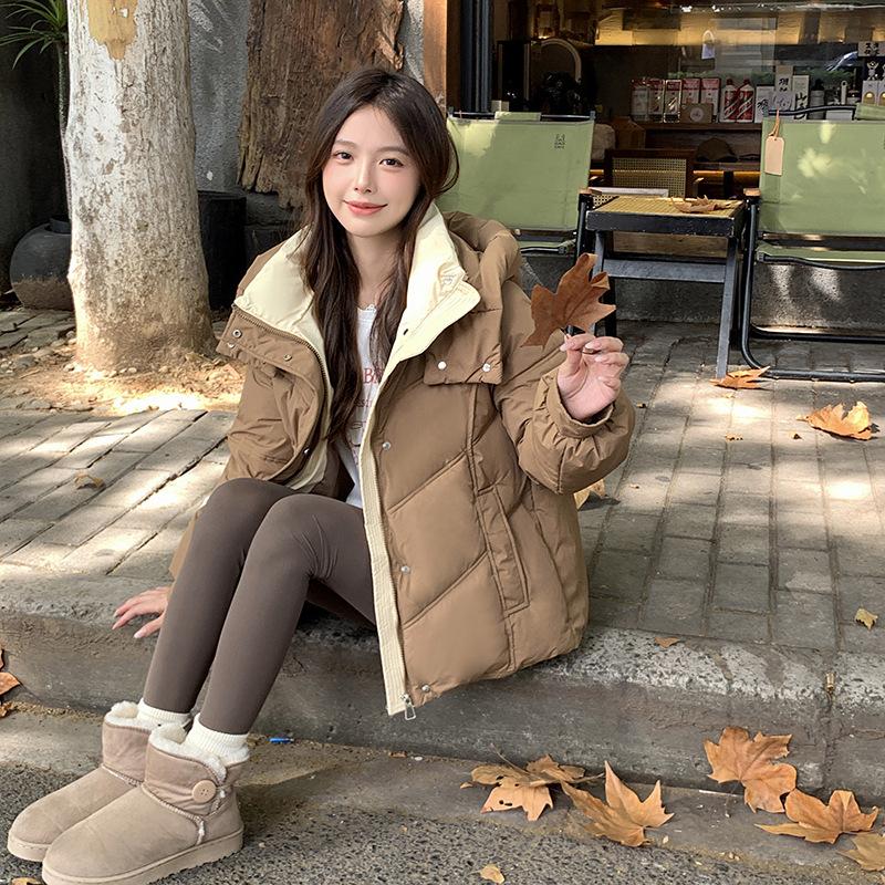 Down women's short 2024 winter new thickened small hooded contrasting white duck down bread jacket