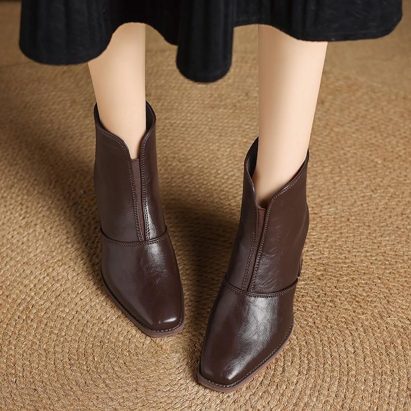 Fashion Internet Celebrity Retro Block Heel Square Toe Booties Women's 2025 Early Autumn New Fashion Rear Zipper High-heeled Boots