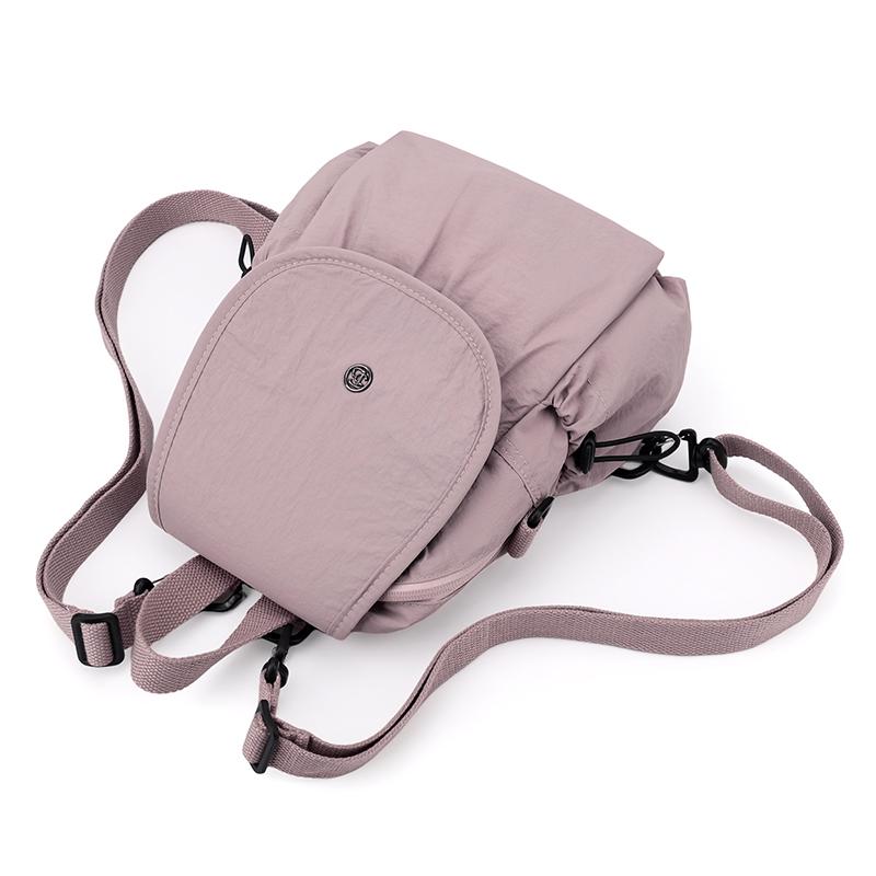 Women's Backpack Large Capacity Lightweight Travel Bag Commuter Backpack