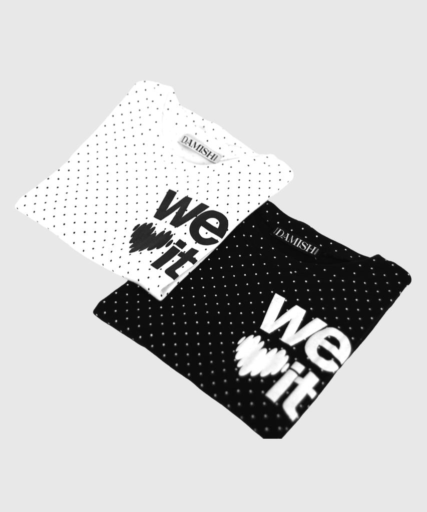 Damiswi We Love It Graphic Dot T-Shirt_Black