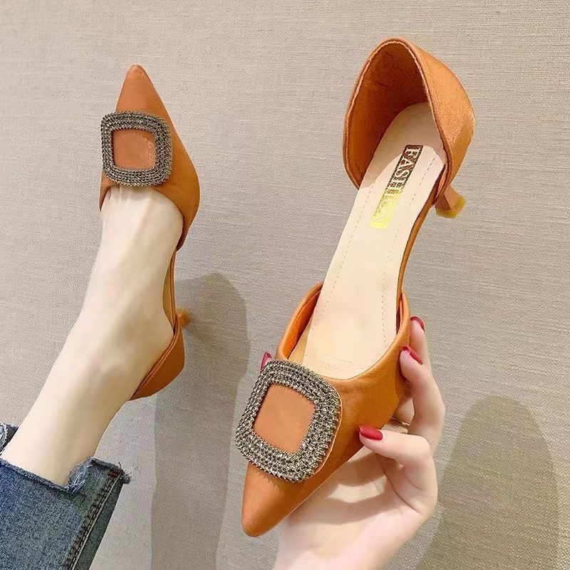 Pointed stiletto high heels women's spring and summer new fairy style single shoes medium heel shallow mouth versatile hollow women's shoes