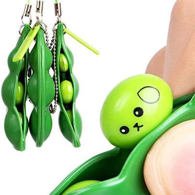 6 Stück Fidget Spielzeug Set Quetschbohne Sojabohne Stressabbau Spielerische Anhänger Extrusion Edamame Erbse Schlüsselanhänger für Handys Schlüssel