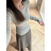 Women's Slim Fit Long-Sleeve T-Shirt, Solid Color, Ins Style, Brushed Fabric with Velvet Lining, Ideal Base Layer for All Seasons.