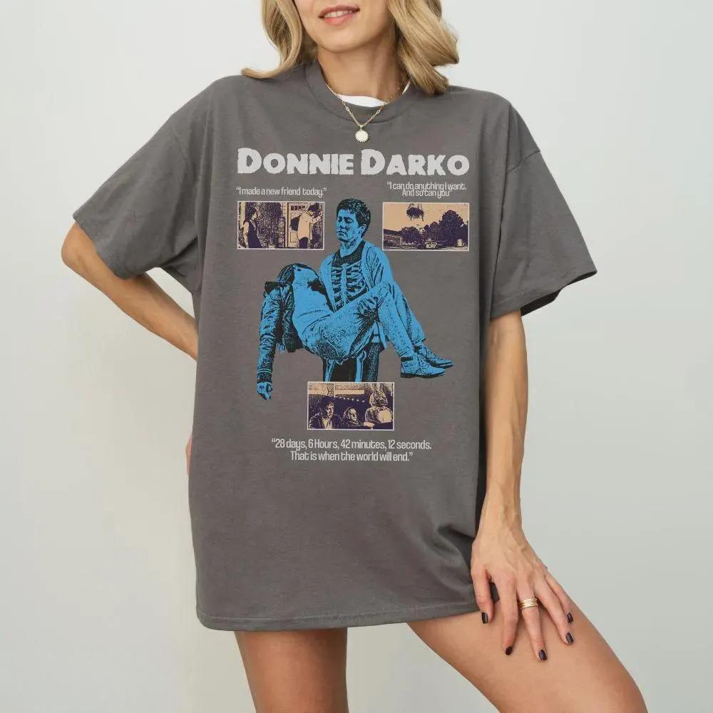 

Ретро футболка Донни Дарко, футболка Джейка Джилленхола, ретро футболка о фильме, винтажный подарок для киномана, футболка о фильме ужасов, винтажная футболка ужасов 4XL