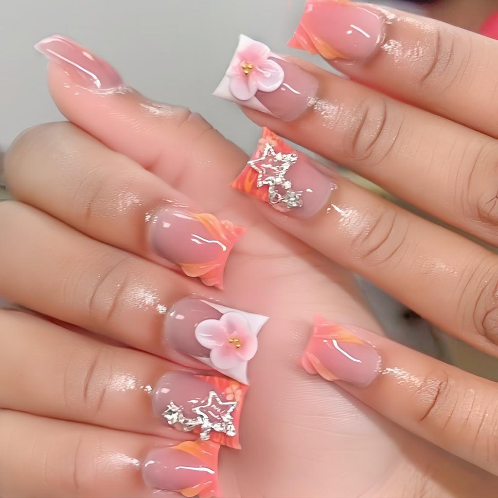 24 Stück Entenschnabel-förmige Falsche Nägel Gold Schmetterling Strass-Design Falsche Nagelspitzen Tragbare Vollabdeckung French Press-on Nägel
