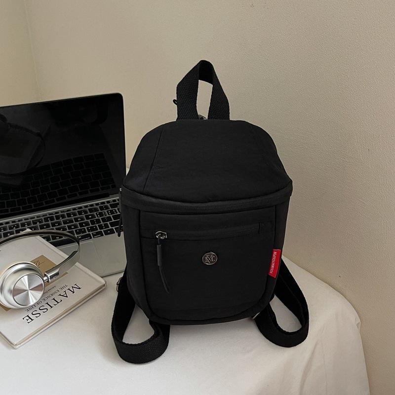 Модный тренд повседневный простой нишевый рюкзак 2025 осень новый персонализированный женский рюкзак с индивидуальной текстурой