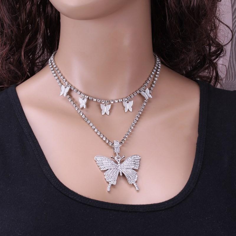 Vintage Geometric Multilayer Necklace With Alloy Pendant For Stylish Women