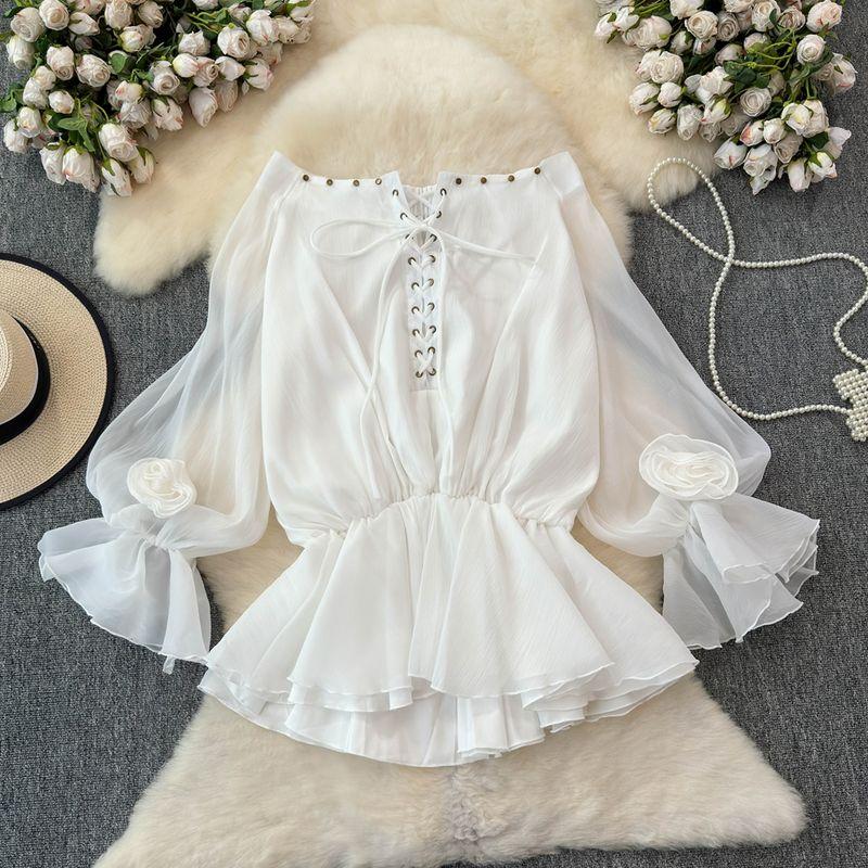 

Rivet Strap Retro Maple Leaf Bishop Sleeves Top Shirt White One size