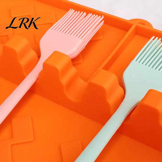Raised Edge Silicone Mat Barbeque Tool Mat, Food-Grade Heat Resistant Grill Non-Slip Anti-slip Pad Easy Cleaning Spatula for Outdoor Kitchen