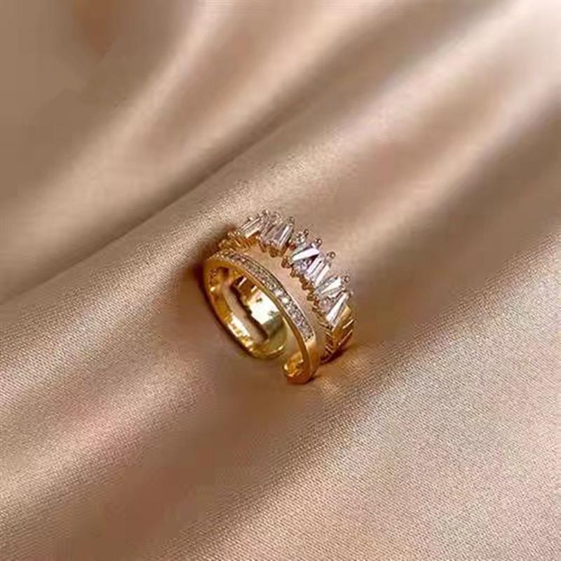 2024 Exaggerated High-End Fashion Ring for Women - Light Luxury Niche Design