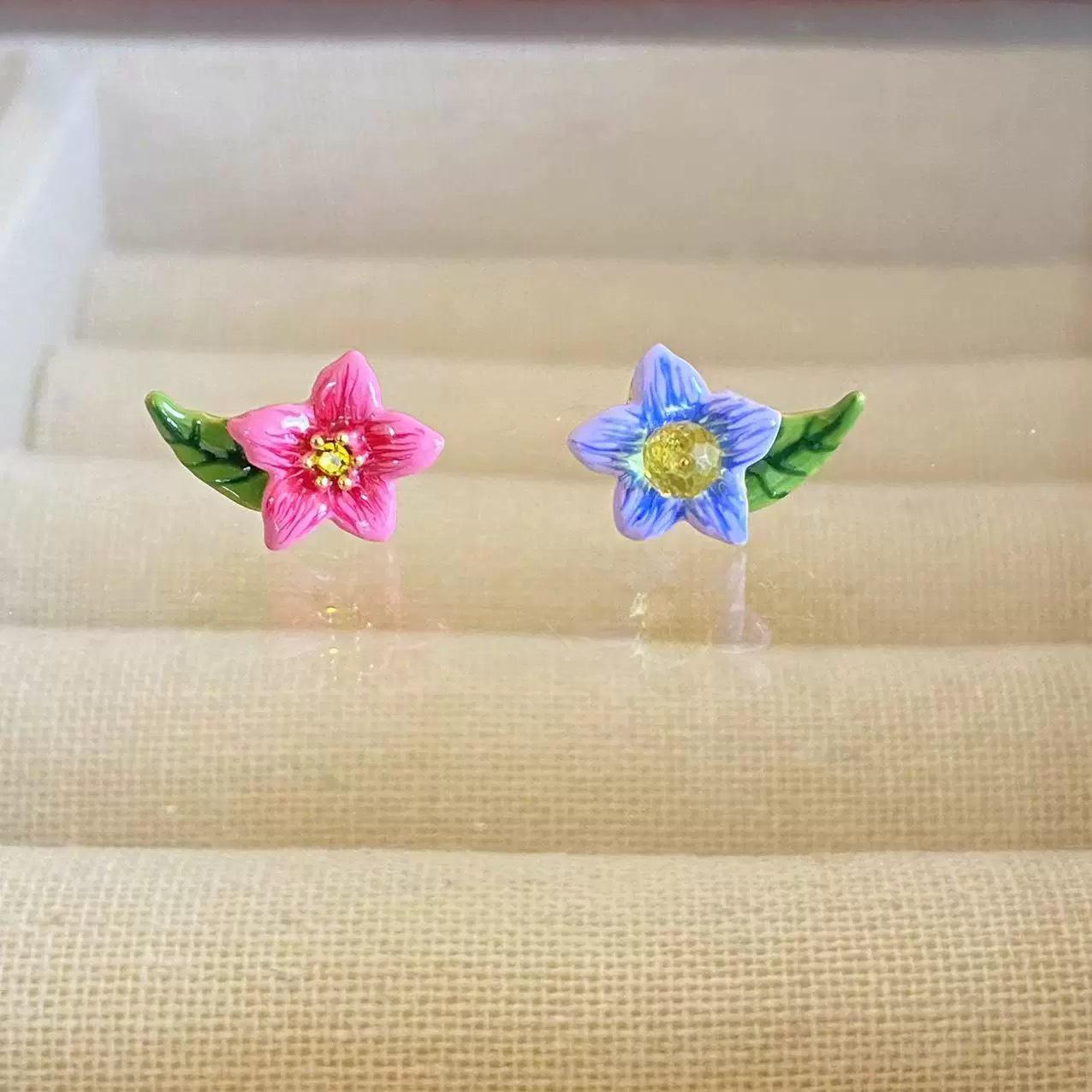 

Праздничные серьги-пусеты «Олени»: Французская эмаль Рождественская серия, Идеальный подарок для девушки