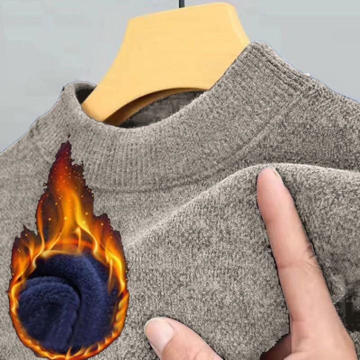 Chenille Velvet Thickened Sweater: Young Men's Autumn/Winter Round Neck Wool Top