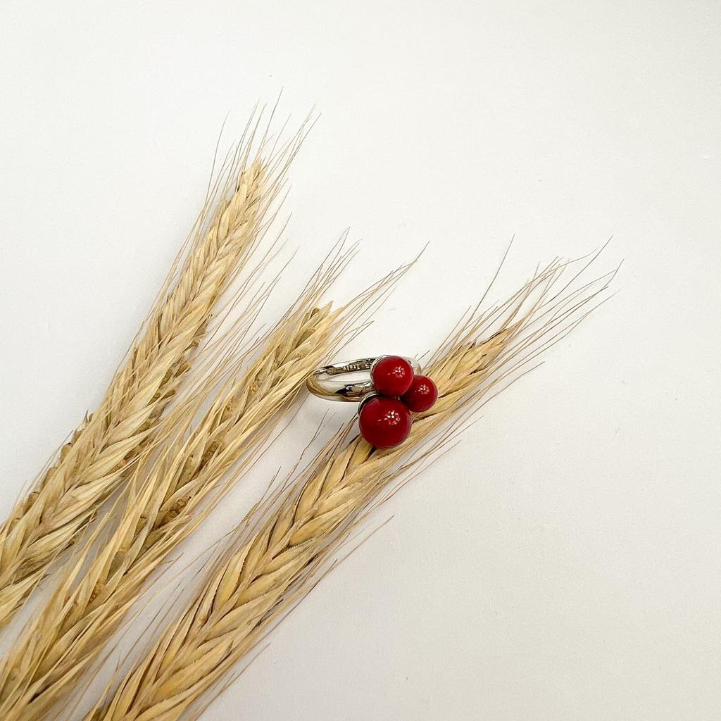 Silver Ring with Coral (2136262)