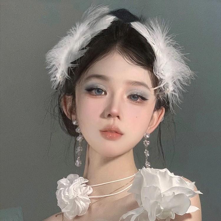 2Imitation White Swan Feather Hair Clips Elegant Ballet Headwear Bride Hair Accessories Sweet Princess Hairclips for Women Girls