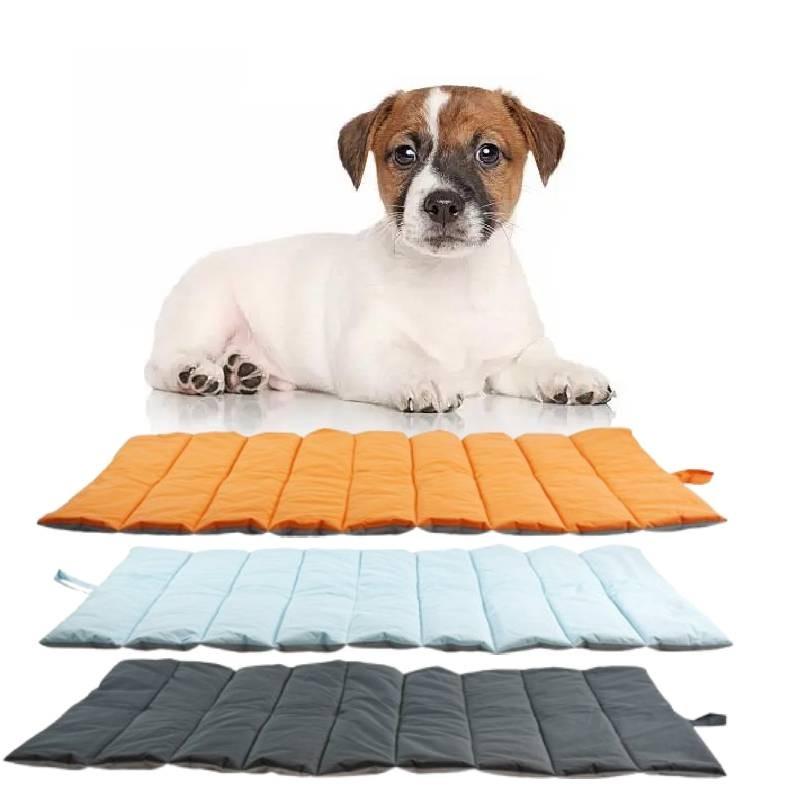 Premium Waterproof Outdoor Pet Mat Foldable Travel Dog Cushion With Storage Bag For Easy Carrying