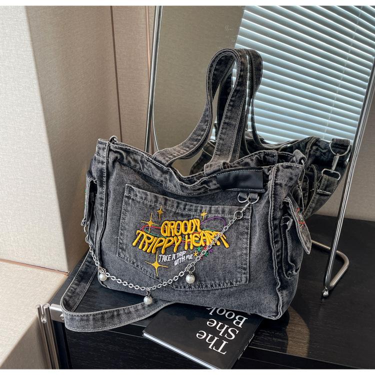 Lazy Wind Large-Capacity Denim Bag, Student Class Leisure Commuting Tote Bag, Fashionable Versatile Messenger Bag