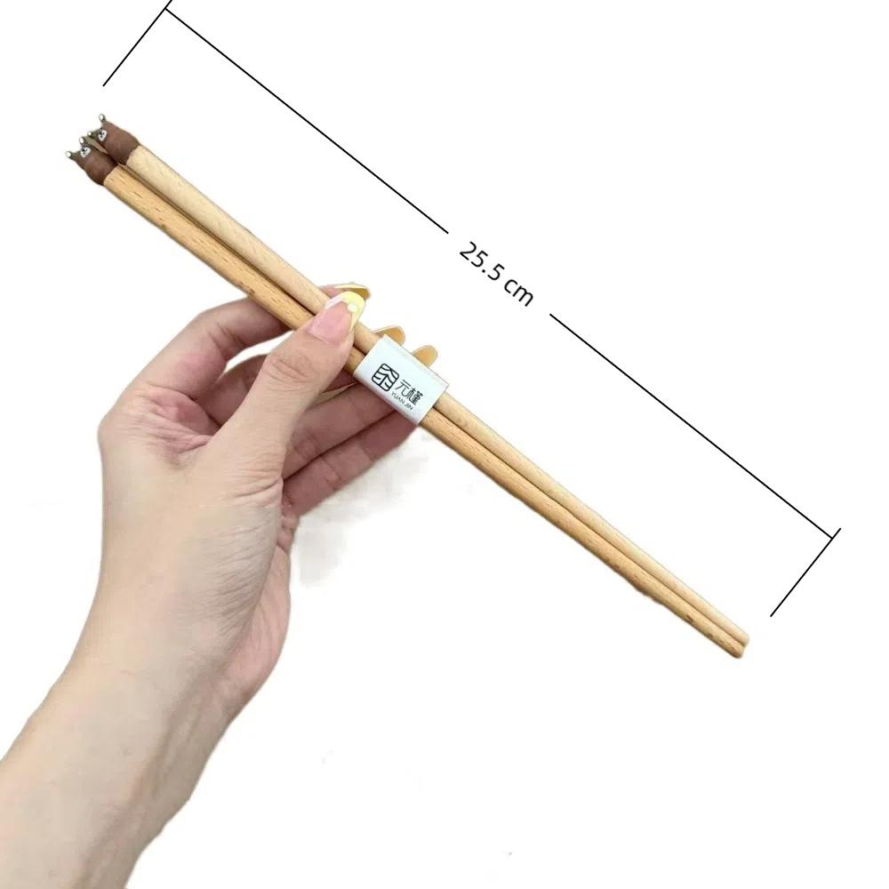 Cute 3D Animal Chopsticks Household Hand-carved Beech Chopsticks Non-slip Wooden Dinnerware Good-looking