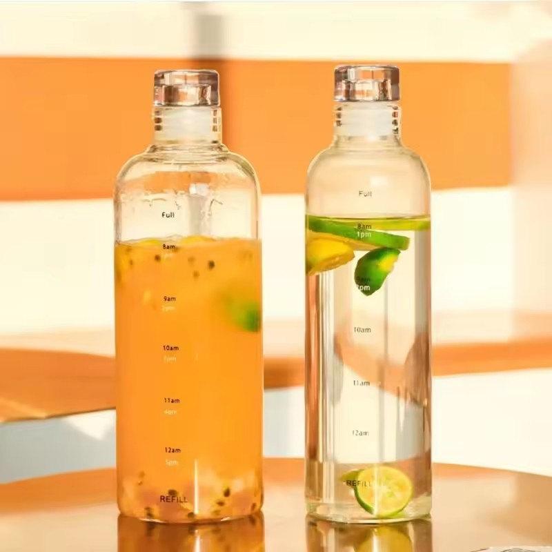 Neueste Wasser Tasse Sport Wasser Flasche Mit Zeit Skala Paar Kunststoff Tragbare Wasser Behälter Anti-drop Outdoor Wasser Flasche