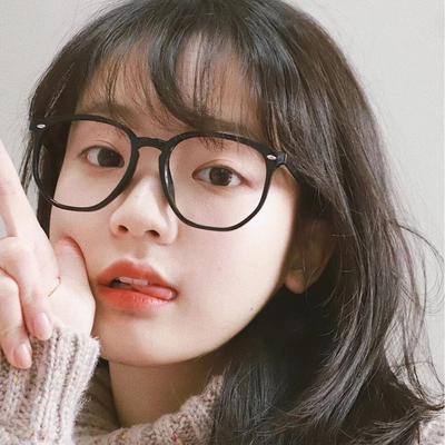 Fashion Glasses Women Men Exquisite Round Luxury Eyewear At Home Party Female Male Fashionable High-end Personalized Glasses