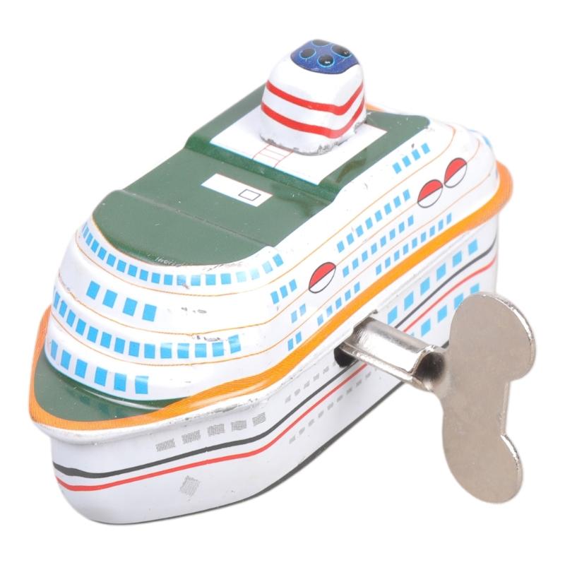 

Retro Cruise Ship Wind Up Figurine Toy Nostalgic Collectible Model Figure for Parties and Gifts Club Coffee Shop Decors 1