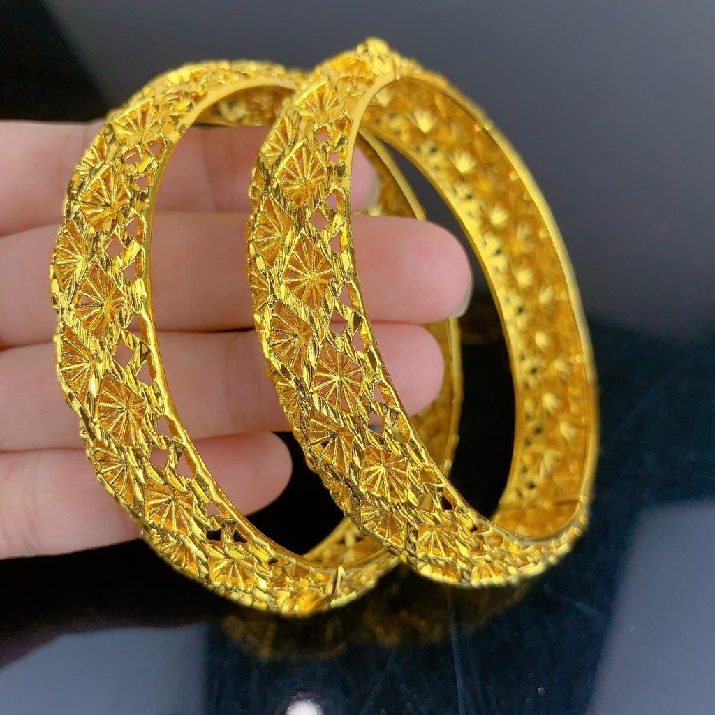 2026 Luxury Ladies Open Bracelet Dubai Bride Indian Light Luxury Women's Wedding Bracelet