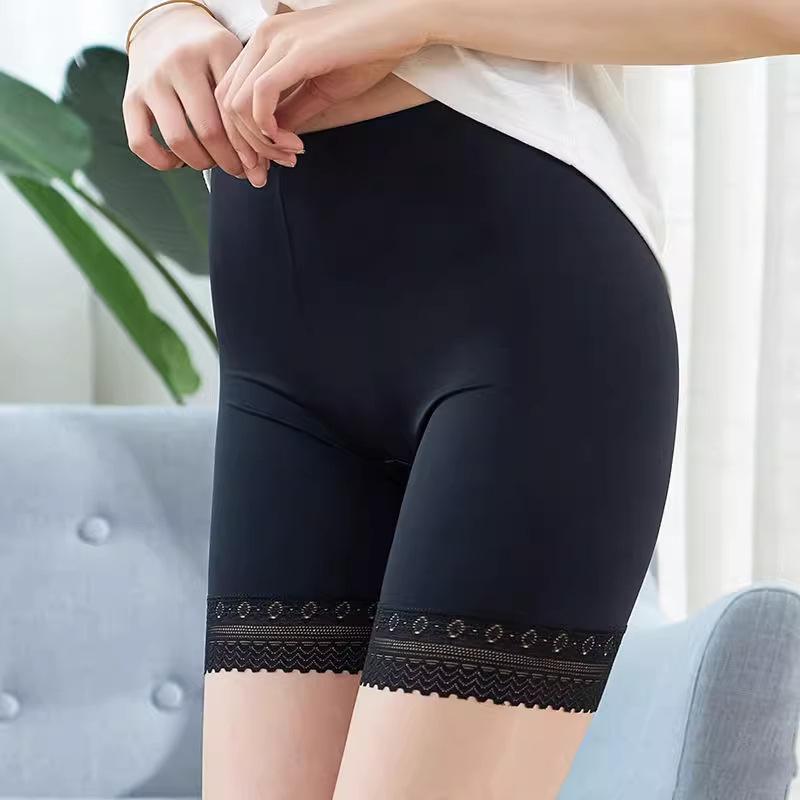 

Women s Plus Size Lace-Trimmed Ice Silk Boxer Briefs & Safety Shorts M (100-110 jin) чёрный