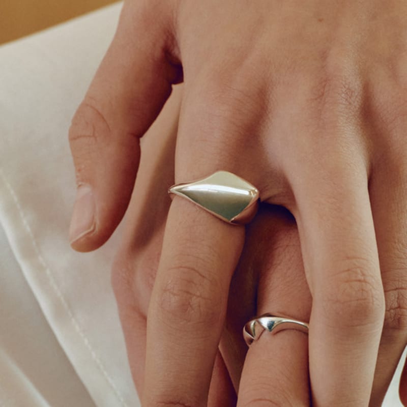 YUSOWA DUNE BOLD RING (WHITE GOLD)