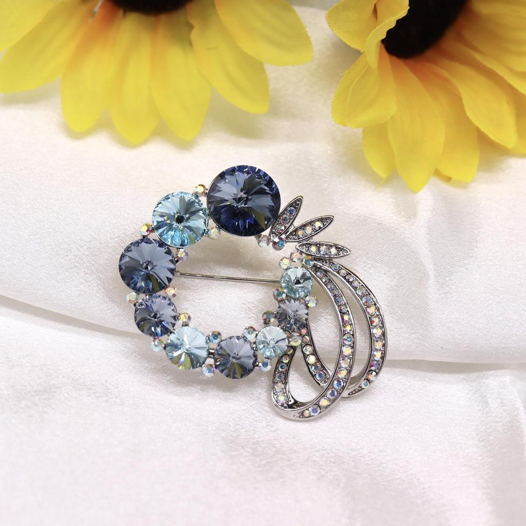 Crystal Zircon Flower Brooch Luxury Dimond Ribbon Rhinestone Corsage Gift for Women for Graduation Entrance Comes with a Gift Case Weddings,