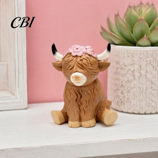 Healing Cartoon Animal Models Highland Cow Figurine, Resin Sitting Sculpture, Farmhouse Desk Matte Finish Crafts Decoration, Cute Statue for