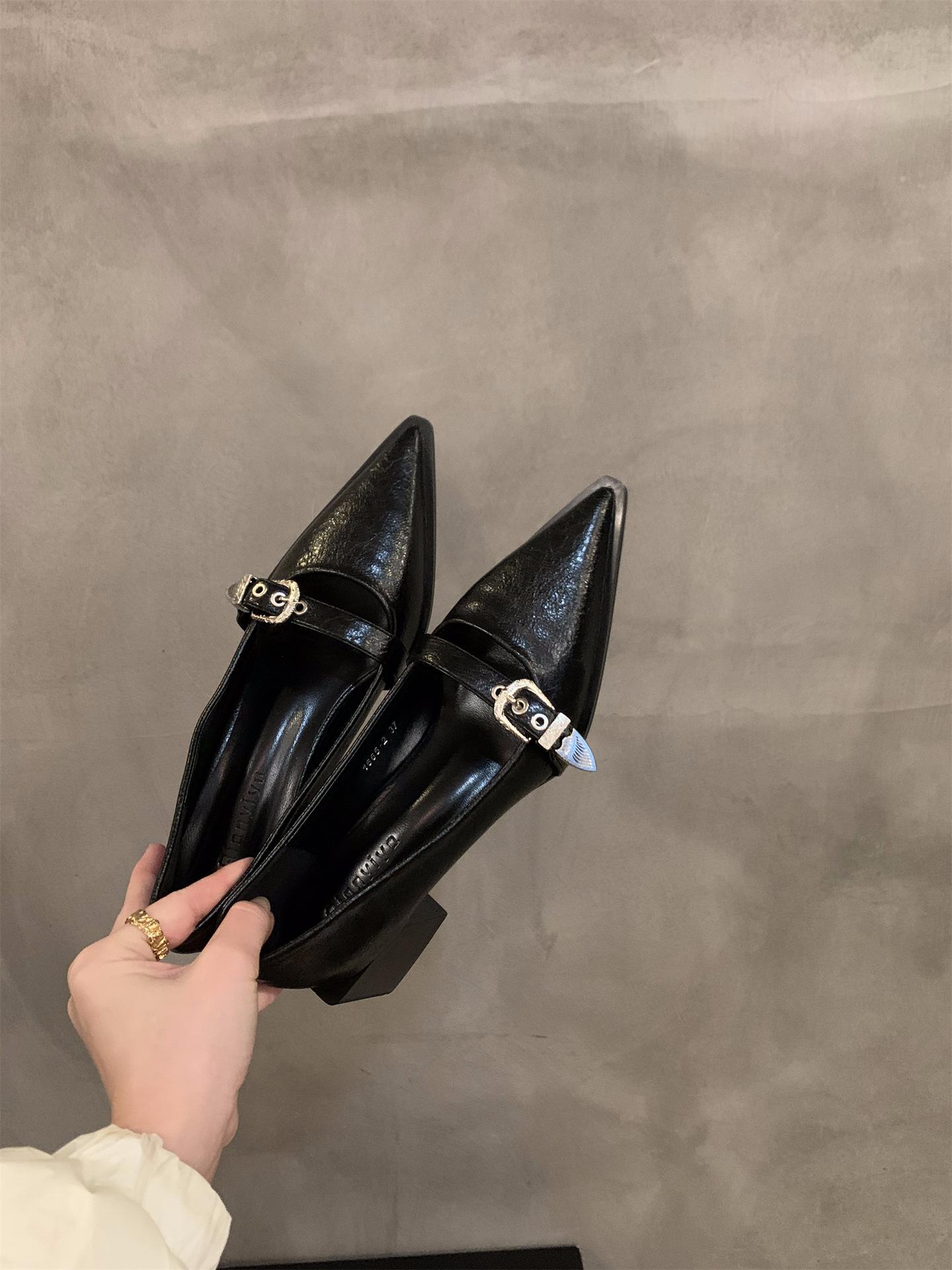 

Французский темперамент Мэри Джейн маленькие кожаные туфли женские туфли 2024 новые весна и осень зима черные остроносые туфли на высоком каблуке одинарные туфли 35 чёрный