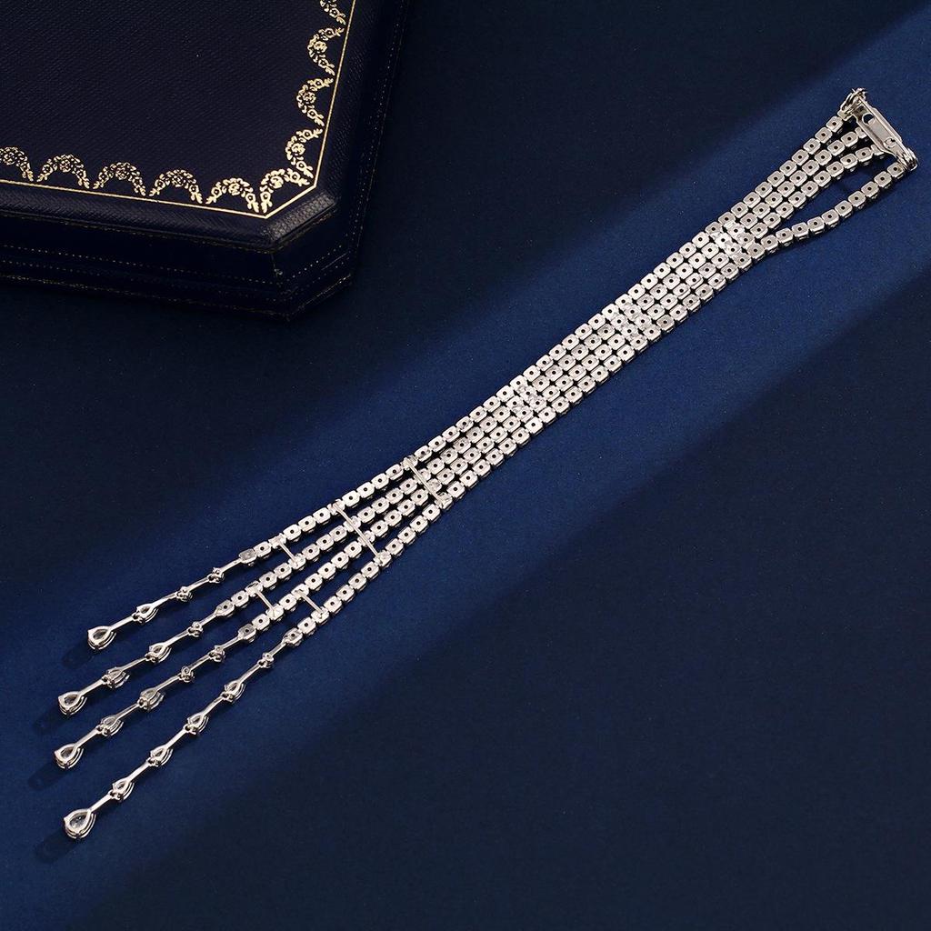 Elegant Vintage-Style Full Diamond Tassel Brooch: Long Tassel Shoulder Pin for Annual Meeting Coat Accessory