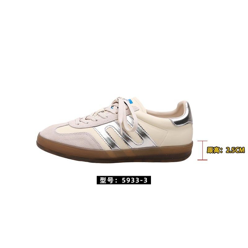 Spring New Inner Height Increase Women's Leather Sports Leisure Board Shoes Versatile Sports