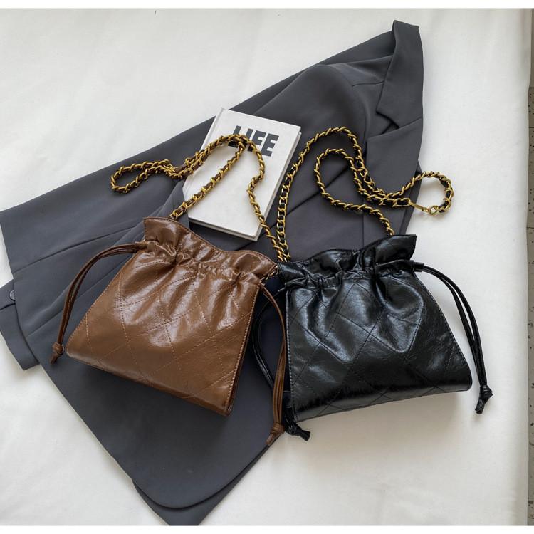 IELGY Soft Leather Drawstring Bucket Bag Retro Chain Shoulder Crossbody Fashion Embroidery Thread Pouch