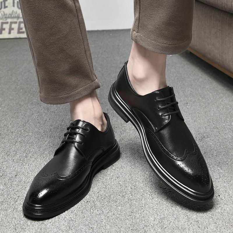 Fashion Casual Business Men's Leather Shoes Vintage Classic Gentleman Style Groom's Wedding Leisure Party Daily outdoor shoes Brogue