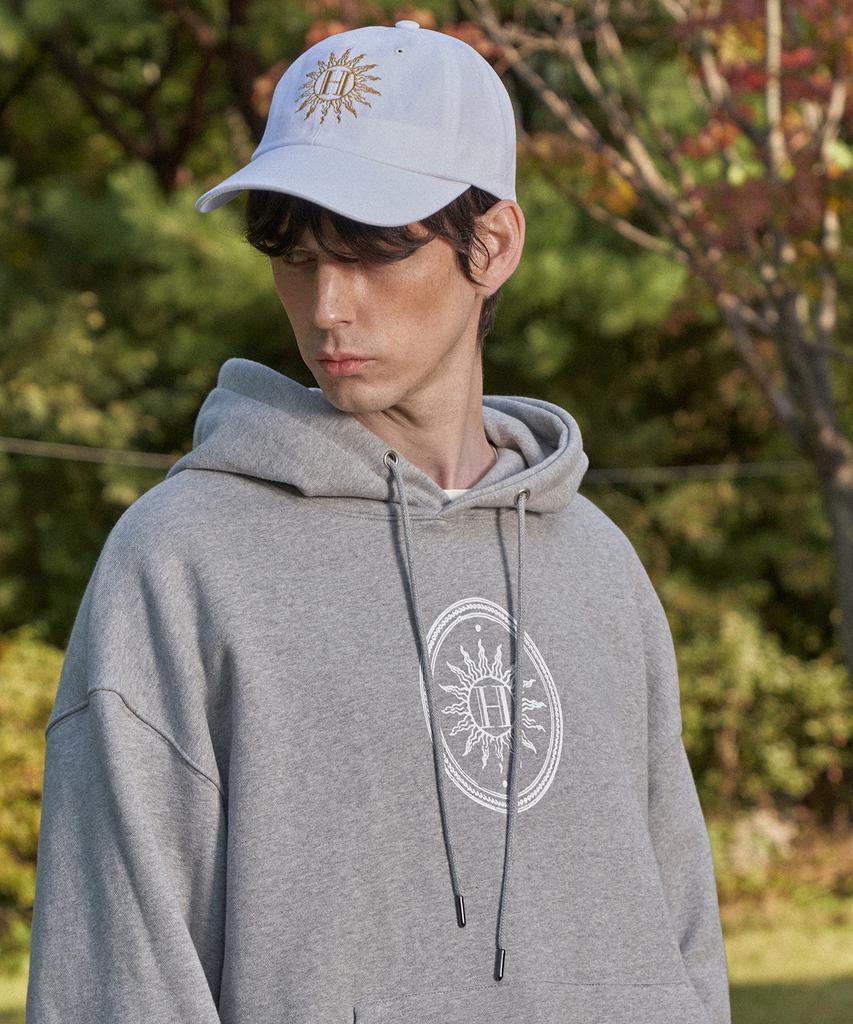 Hellioseu Ball Cap Signature.1 [White/Gold]